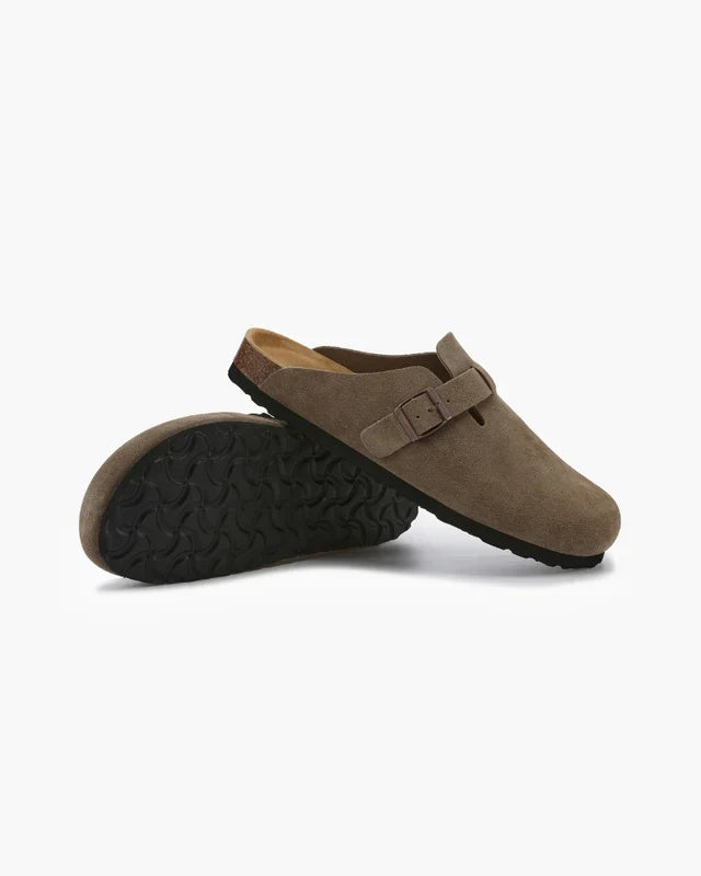 Old Money Wildleder Clogs – Eleganter Komfort
