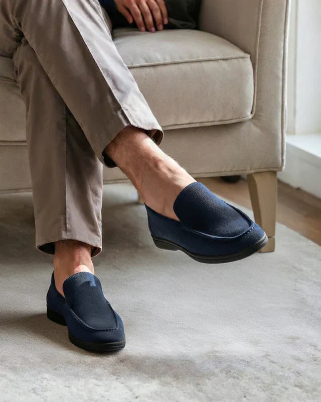 Premium Wildleder Loafers – Schwarze Sohlen